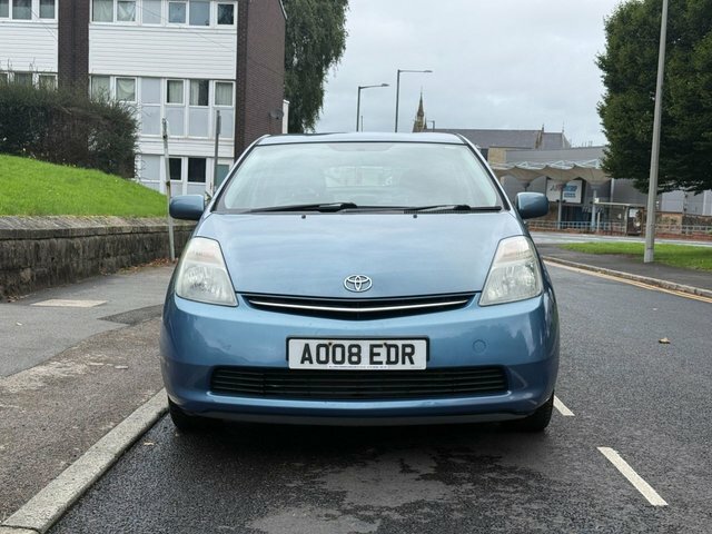 Toyota Prius T3 Hatchback Blue