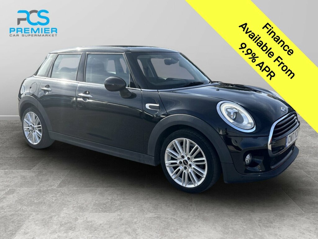 Mini Hatch Cooper Black