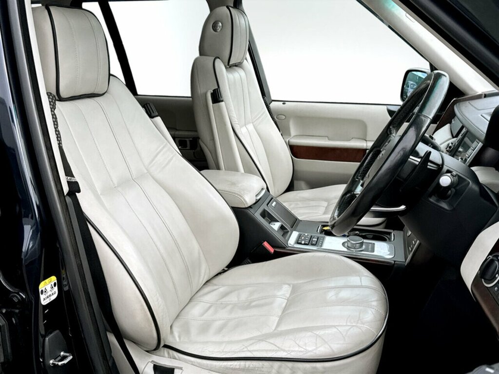 Land Rover Range Rover Black #19