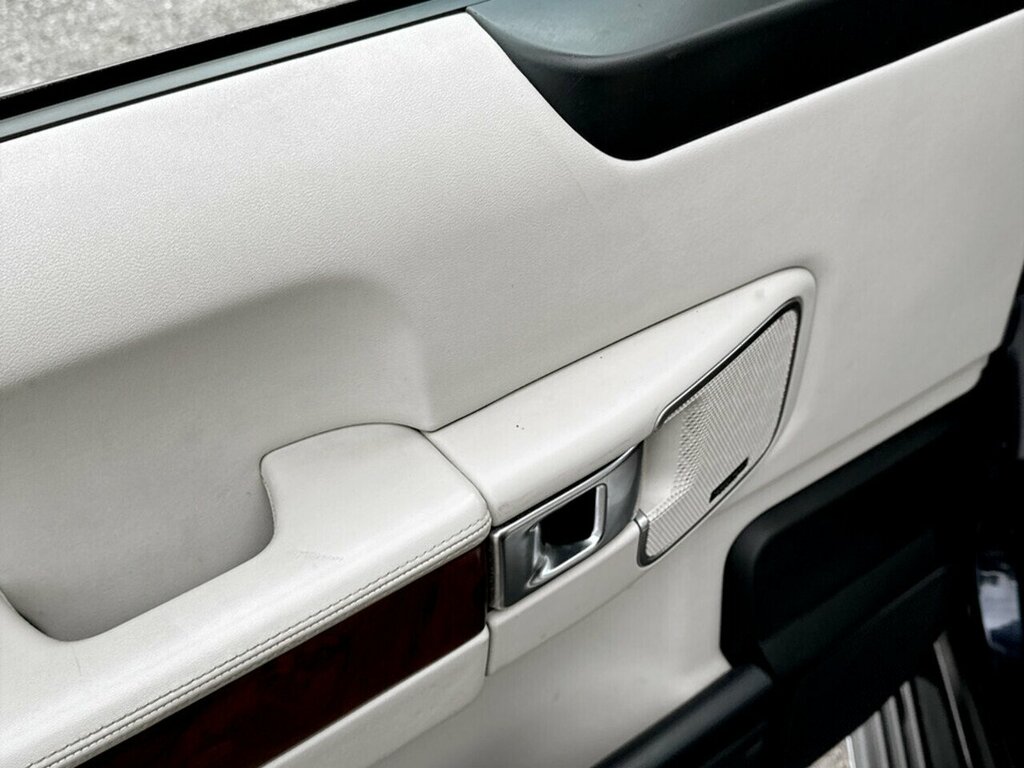 Land Rover Range Rover Black #28