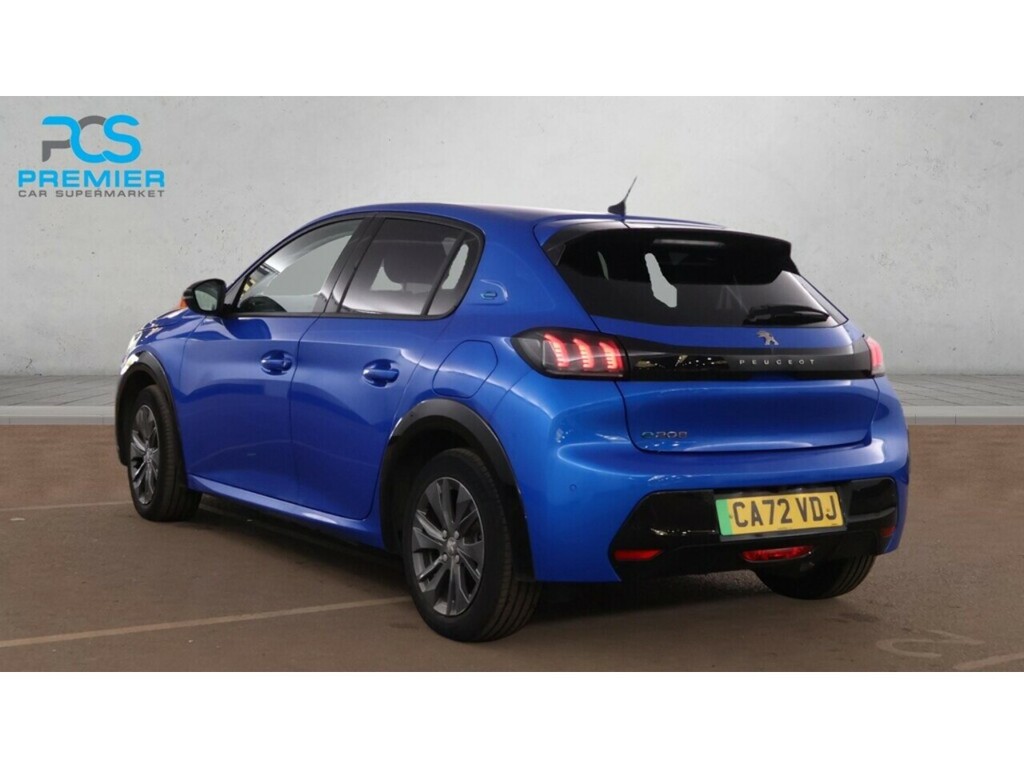 Peugeot e-208 Allure Premium Blue #5