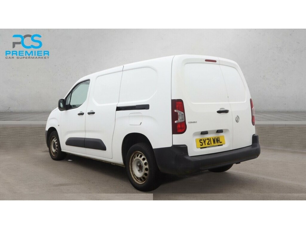 Vauxhall Combo Turbo D 2300 Edition White #4