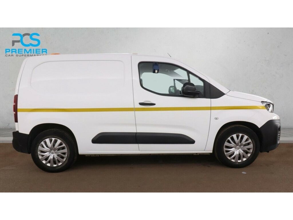 Peugeot E-Partner 800 Professional Premium White #2