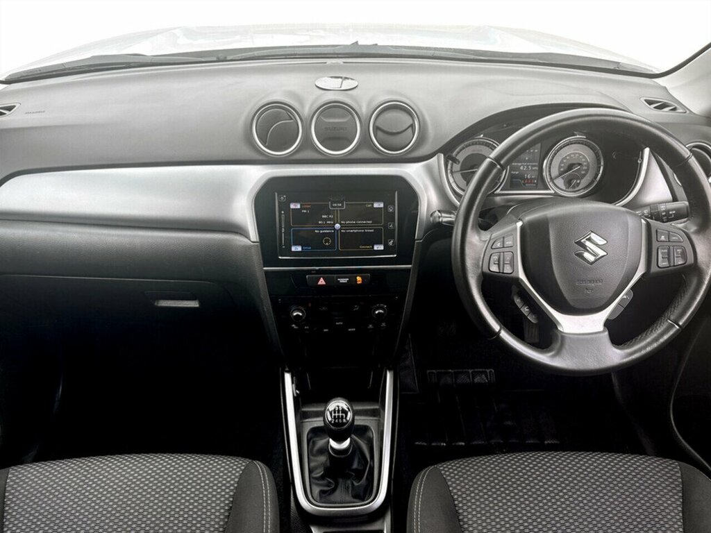 Suzuki Vitara Boosterjet Mhev Sz-t White #6