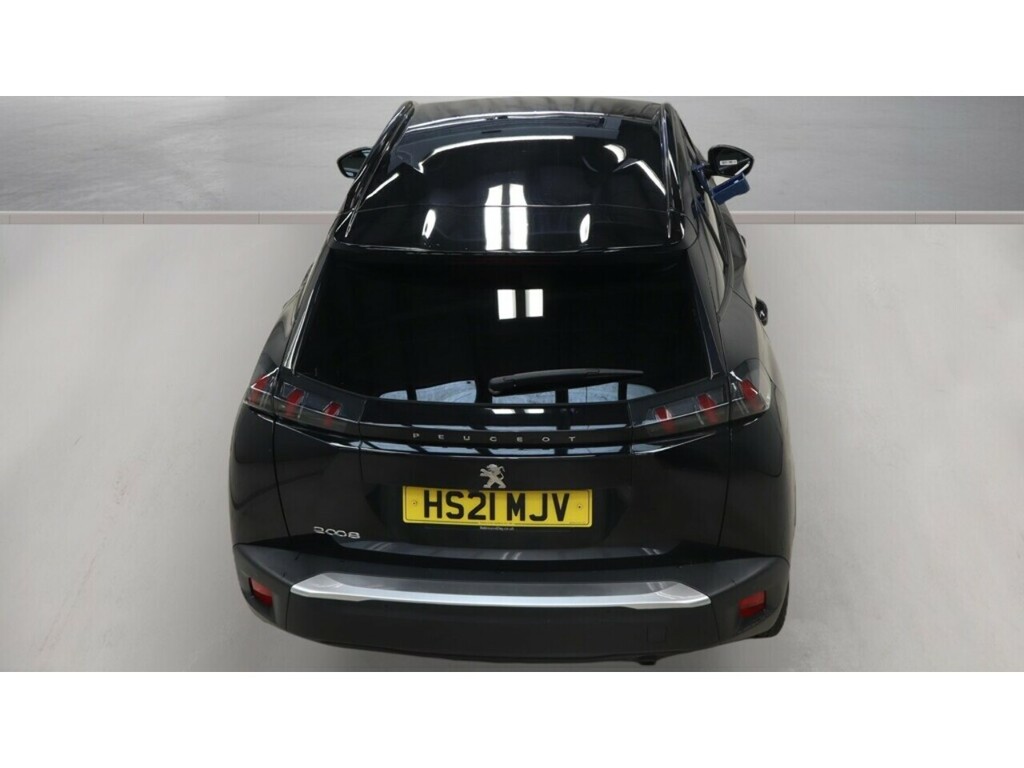 Peugeot 2008 Puretech Allure Premium Black #4