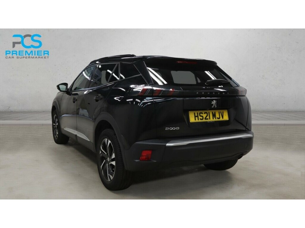 Peugeot 2008 Puretech Allure Premium Black #5
