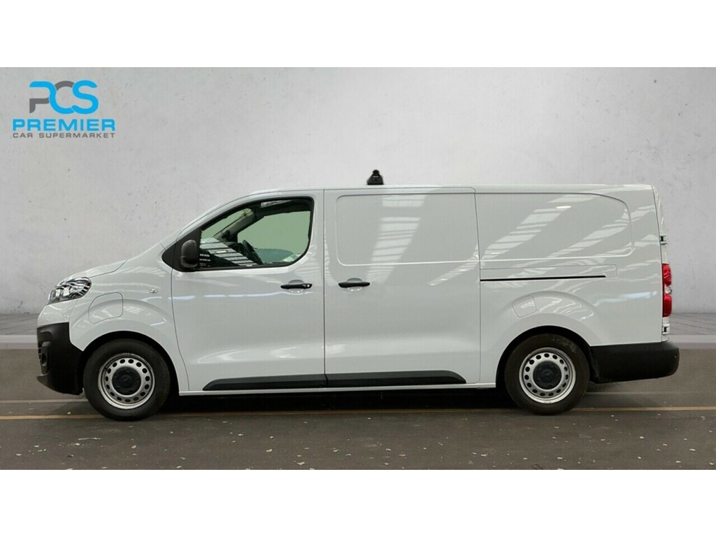 Vauxhall Vivaro 3100 Dynamic White #5