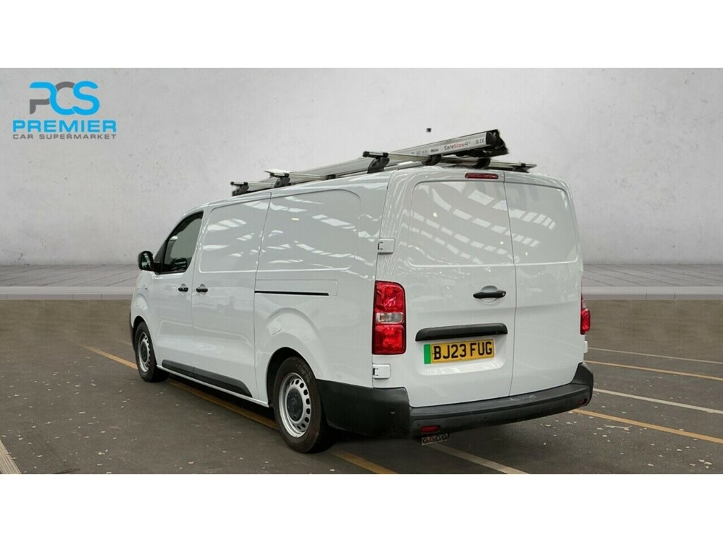 Vauxhall Vivaro 3100 Dynamic White #4