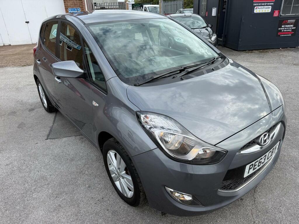 Hyundai Ix20 Hatchback 1.4 Active Euro 5 Ss 201363 PE63CBY Grey #3