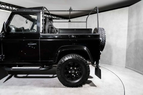 Land Rover Defender 90 Suv White #10