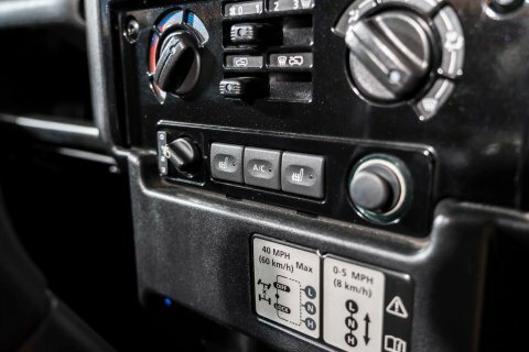 Land Rover Defender 90 Suv White #24