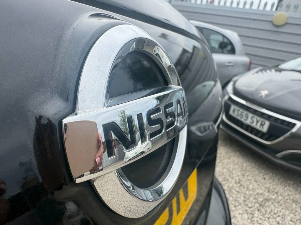 Nissan Juke 1.6L Acenta Premium Black #6