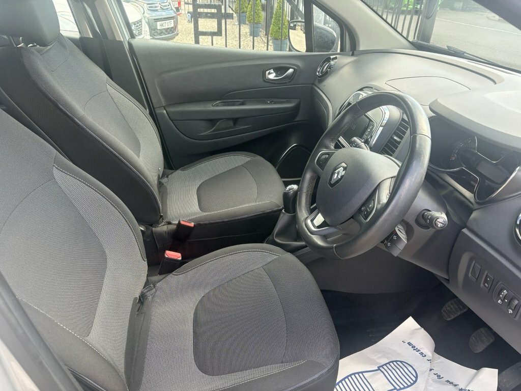Renault Captur 1.5L Dynamique Nav Silver #5