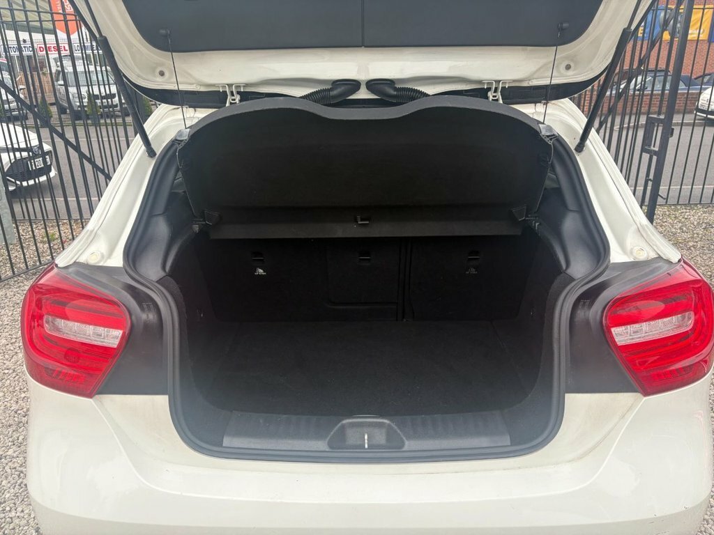 Mercedes-Benz A Class 1.5L Sport White #5