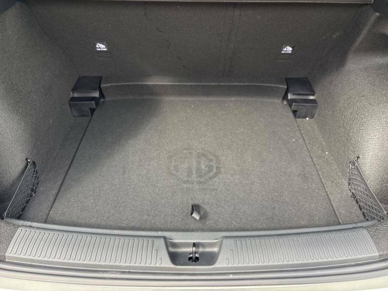 MG Xpower Motor Uk 4 320Kw Ev 64Kwh Hatchback Silver #35