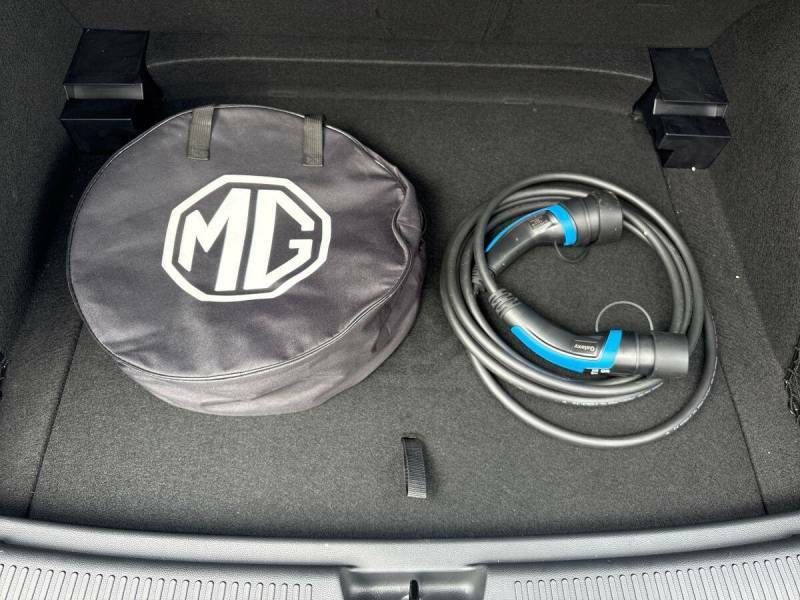 MG Xpower Motor Uk 4 320Kw Ev 64Kwh Hatchback Silver #36