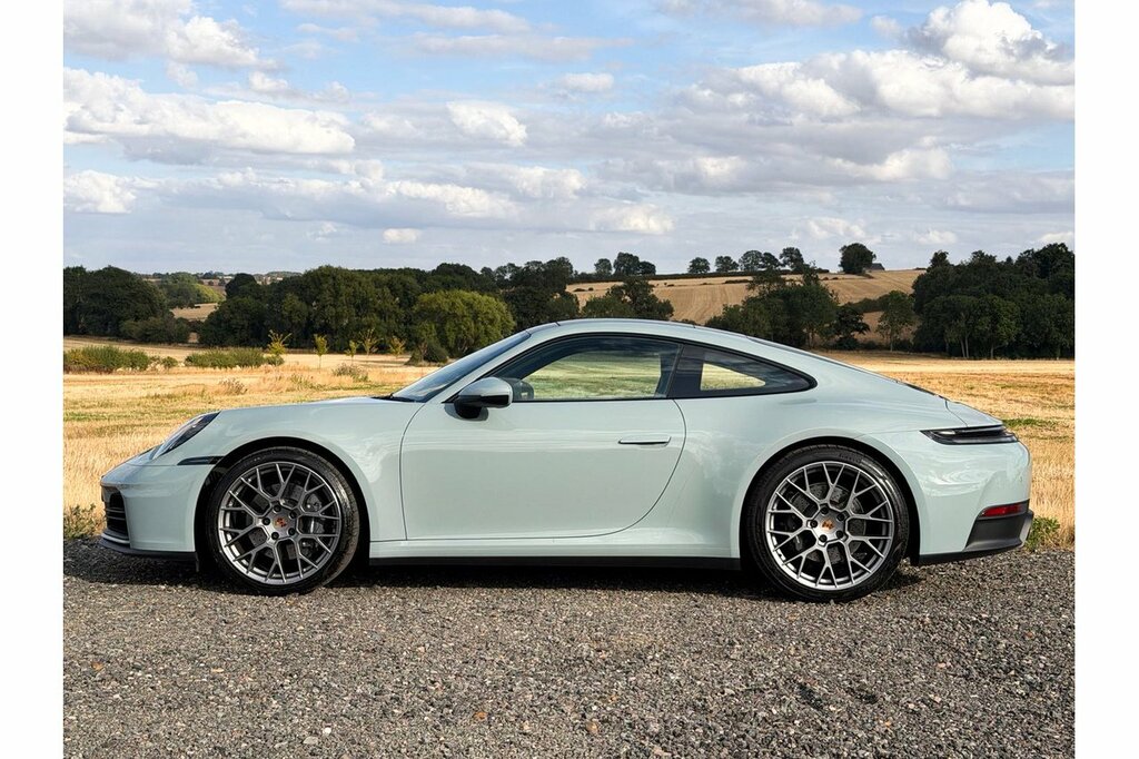 Porsche 911 T 992 Carrera Green #3