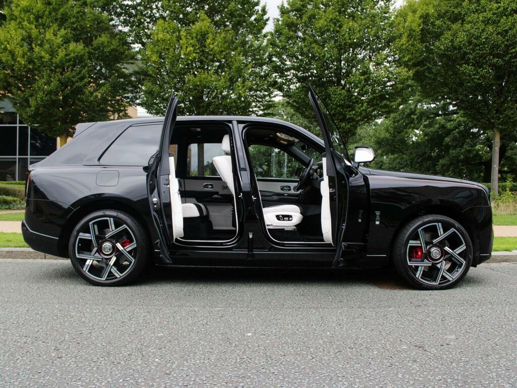 Rolls-Royce Cullinan 6.75 V12 Black Badge 4Wd Euro 6 Black #3