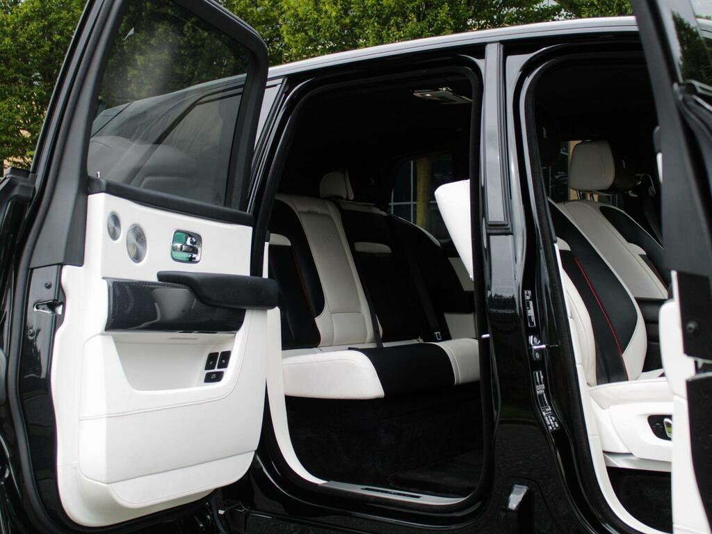 Rolls-Royce Cullinan 6.75 V12 Black Badge 4Wd Euro 6 Black #6