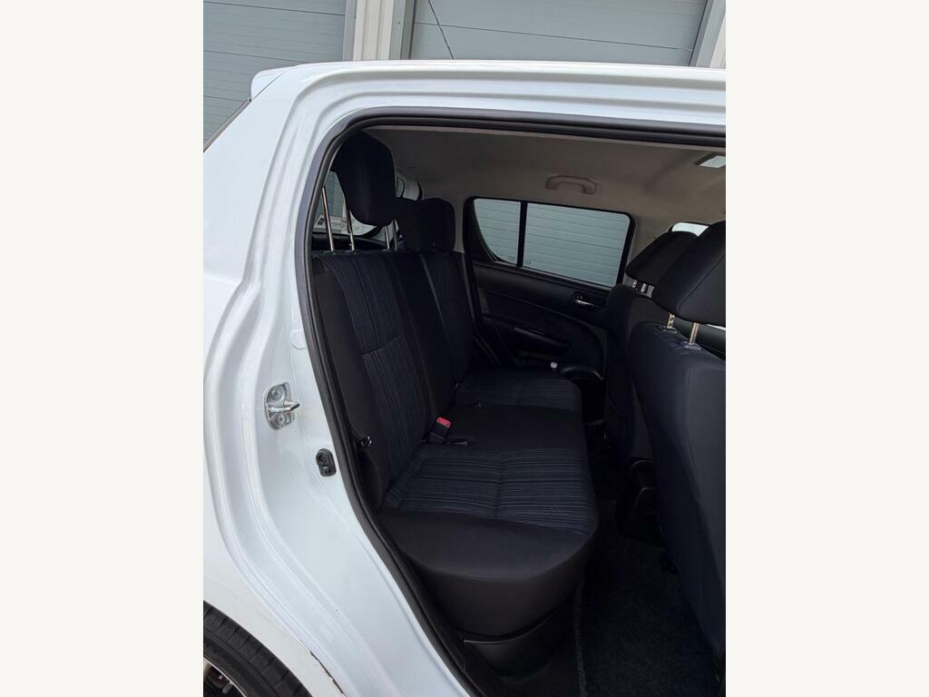 Suzuki Swift 1.2 Sz4 94 Bhp White #7