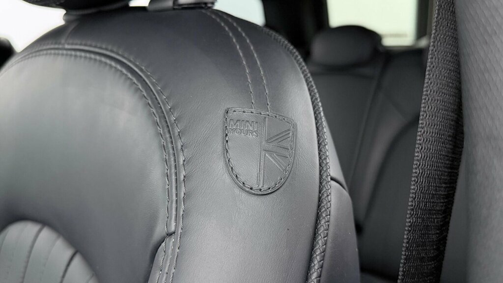 Mini Countryman 1.5 Cooper Exclusive 2022 Black #24