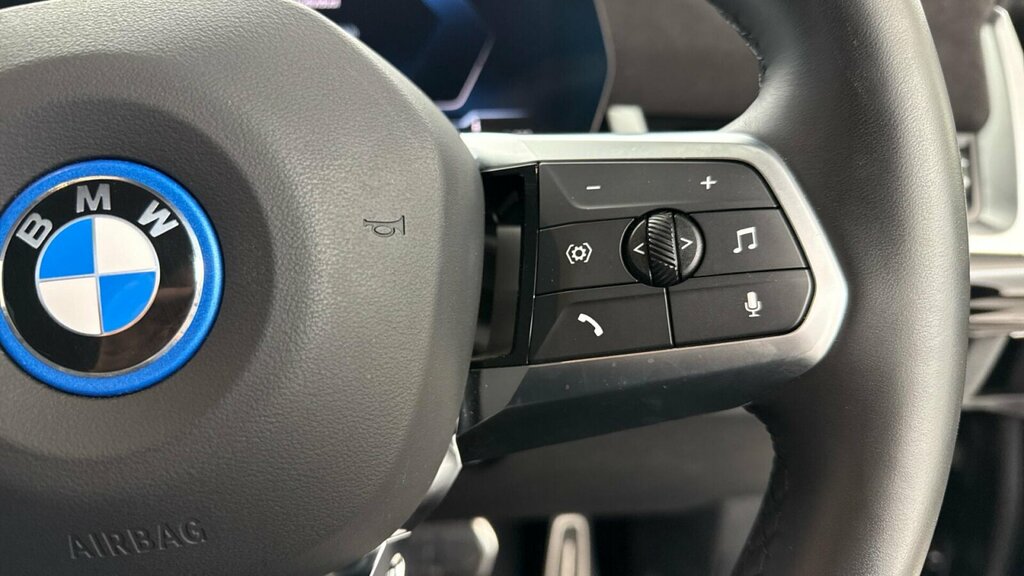 BMW iX2 150Kw Edrive20 M Sport 65Kwh Blue #18