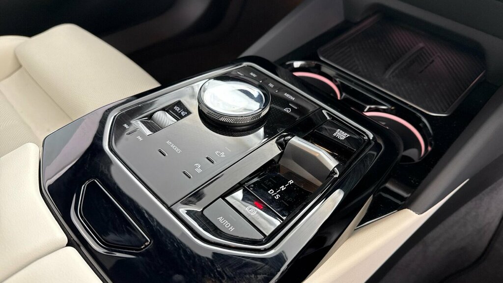BMW 5 Series 530E M Sport #19