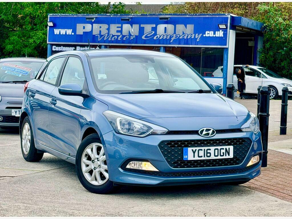 Hyundai I20 Se White #1