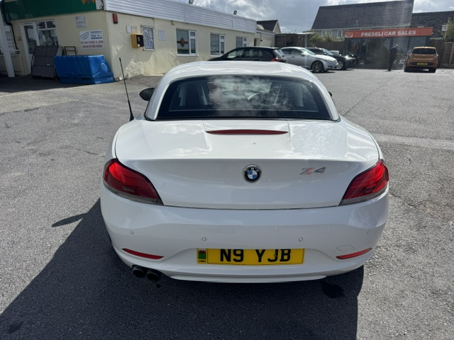 BMW Z4 Z4 Roadster White #20