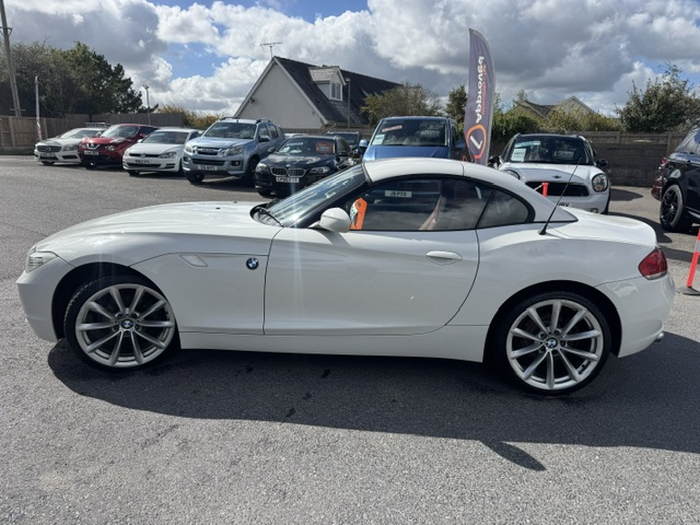 BMW Z4 Z4 Roadster White #18