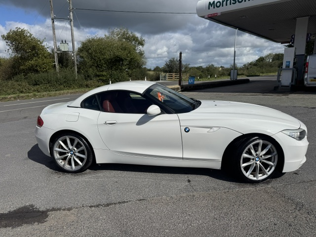 BMW Z4 Z4 Roadster White #21