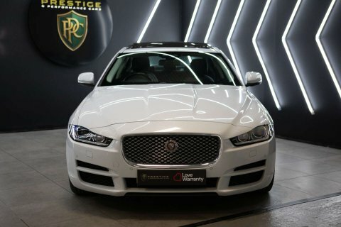 Jaguar XE 2.0D Portfolio Saloon OV17GEU White #3