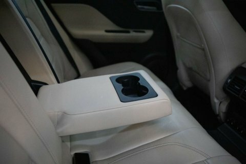 Jaguar F-Pace 2.0D Portfolio Awd Red #69