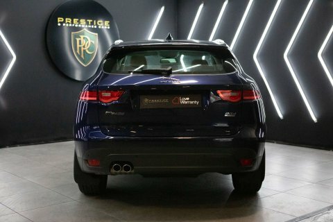 Jaguar F-Pace 2.0D Portfolio Awd Red #51