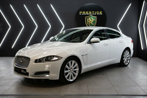 Jaguar XF 2.2D Portfolio Saloon White #5