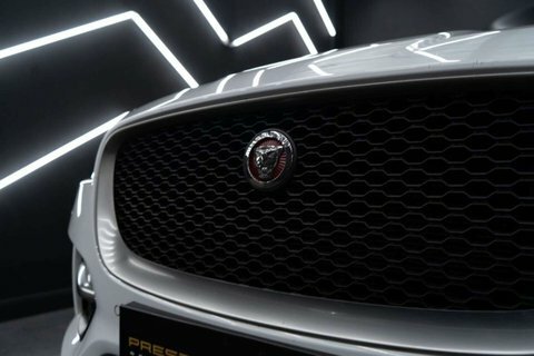 Jaguar F-Pace R-sport Red #37
