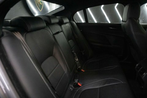 Jaguar XE 2.0D 180 Portfolio Blue #63
