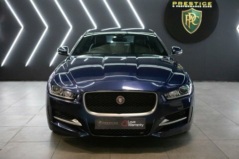 Jaguar XE Portfolio Ingenium Silver #25