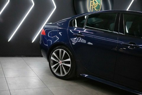 Jaguar XE Portfolio Ingenium Silver #110