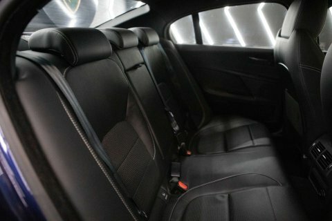 Jaguar XE Portfolio Ingenium Silver #8
