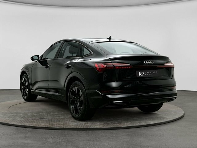 Audi E-tron Sport Sportback Black #2
