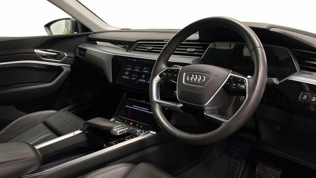 Audi E-tron Sport Sportback Black #4