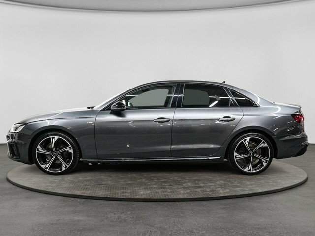Audi A4 Tfsi 35 Black Edition RJ73OTS Black #2