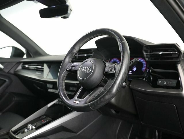 Audi A3 Tfsi 30 S Line LV73KUN Silver #6