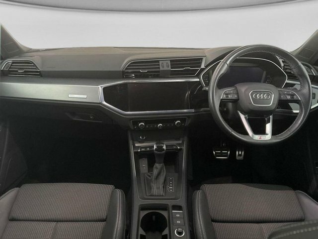 Audi Q3 Tfsi Cod 35 S YR72XNN Black #6
