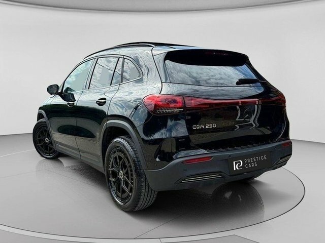 Mercedes-Benz EQA 250 70.5Kwh Amg Line Black #2