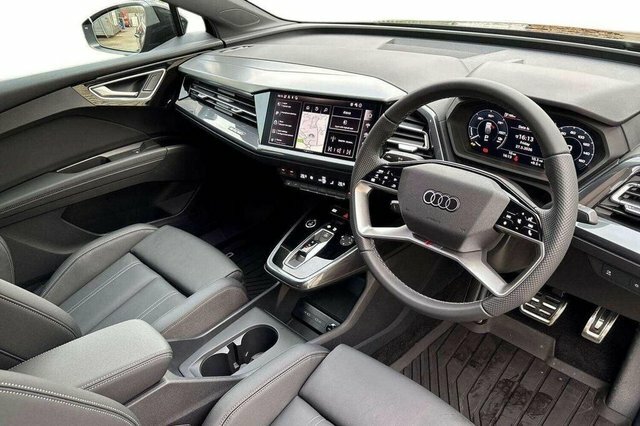 Audi Q4 E Tron S Line Sportback Black #4
