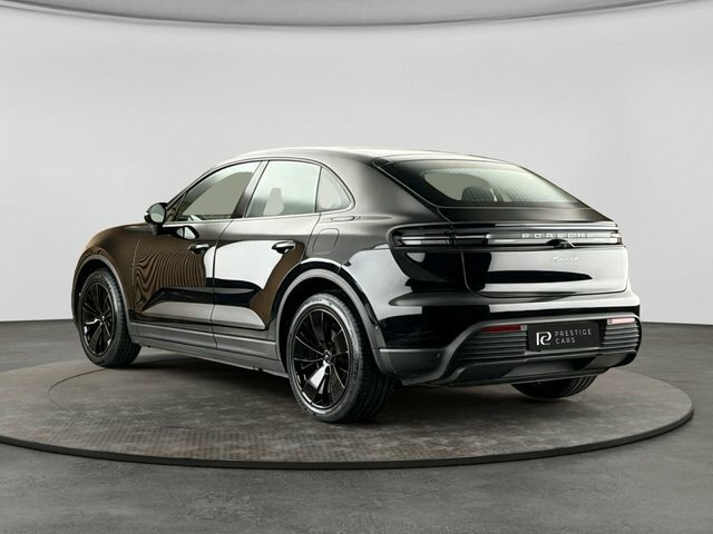 Porsche Macan 4 Suv Black #2