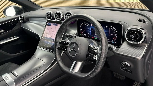 Mercedes-Benz GLC Class Glc300e 31.2Kwh Urban Edition Black #5