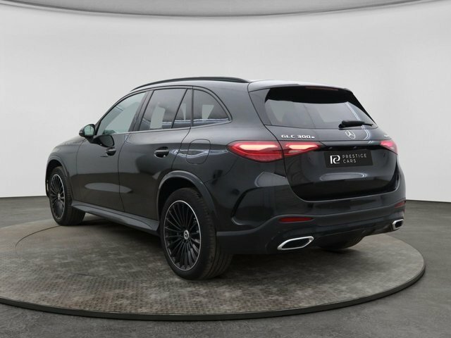 Mercedes-Benz GLC Class Glc300e 31.2Kwh Urban Edition Black #2